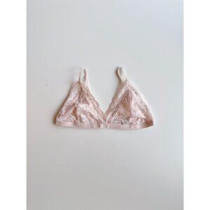 Aritzia TALULA Monterey Light Pink Chantilly Lace Triangle Bralette Bra, Size M